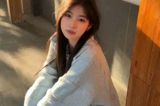 出轨风波后首现身宋宁峰被网友在无锡蠡湖公园偶遇带一双儿女